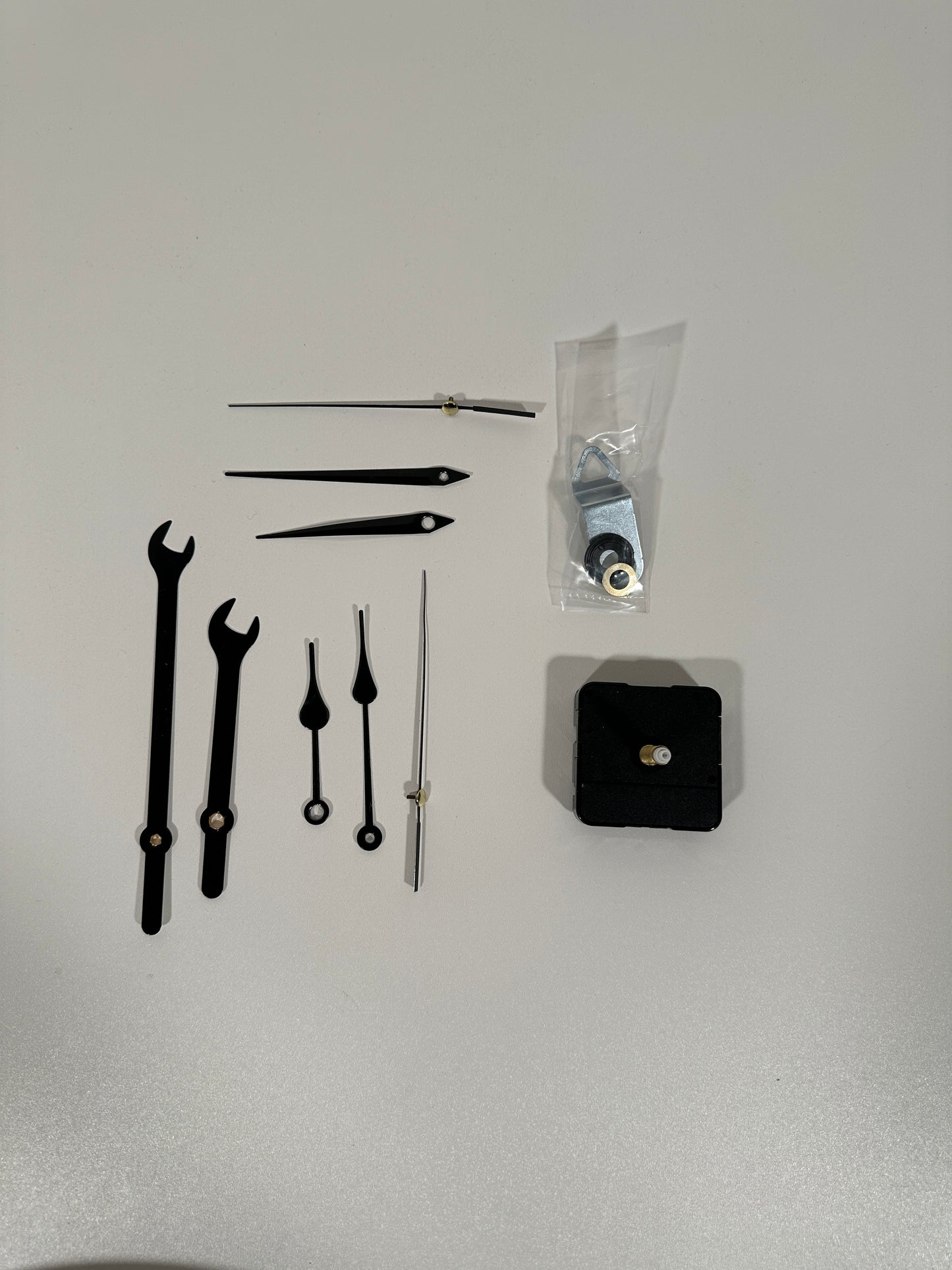 Wanduhr DIY Set - Metallring 40 cm, Uhrwerk inkl. 3 Zeiger-Sets